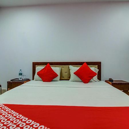 Oyo Flagship Spc & Span Hotel Dzsamsedpur Kültér fotó